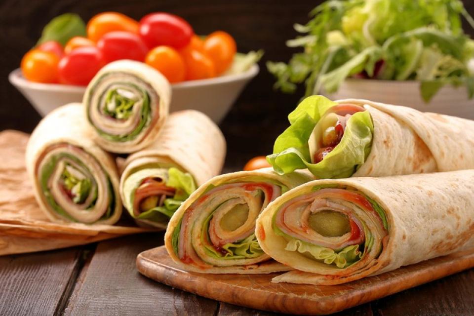 Wrap jambon crudités